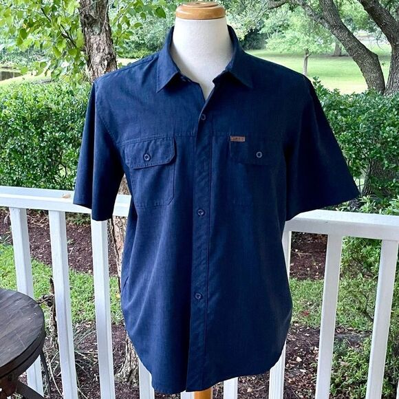 Orvis Dark Blue Short Sleeve Performance Shirt. Double chest pockets. Size Large - Picture 1 of 7